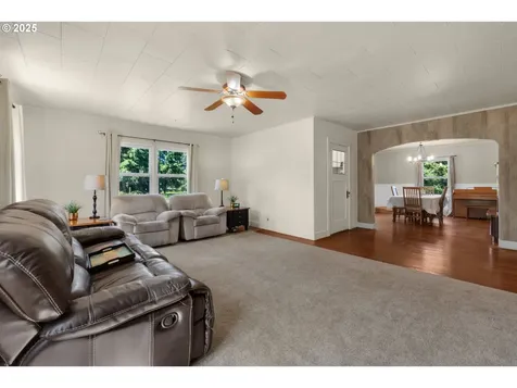 92289 Svensen Market Road Astoria OR 97103