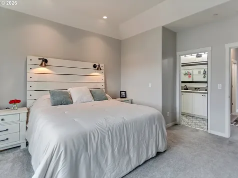 28606 SW Paris Avenue Wilsonville OR 97070