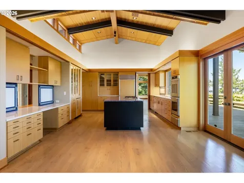 1117 SW Mitchell Lane Portland OR 97239