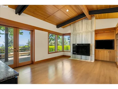 1117 SW Mitchell Lane Portland OR 97239