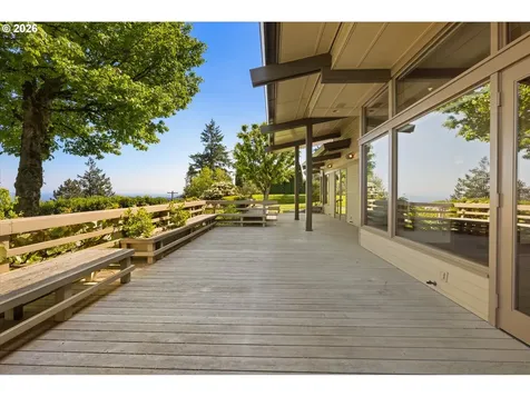 1117 SW Mitchell Lane Portland OR 97239