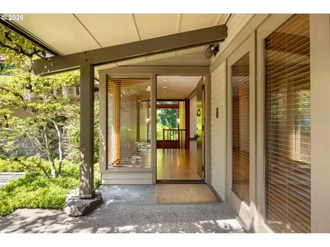 1117 SW Mitchell Lane Portland OR 97239