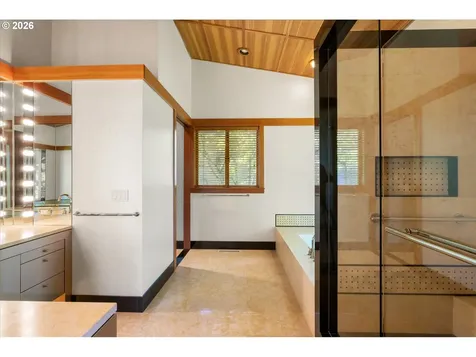 1117 SW Mitchell Lane Portland OR 97239