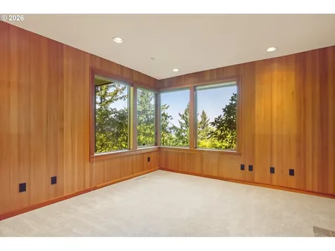1117 SW Mitchell Lane Portland OR 97239