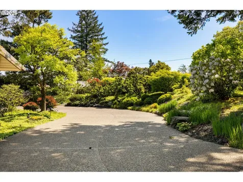 1117 SW Mitchell Lane Portland OR 97239