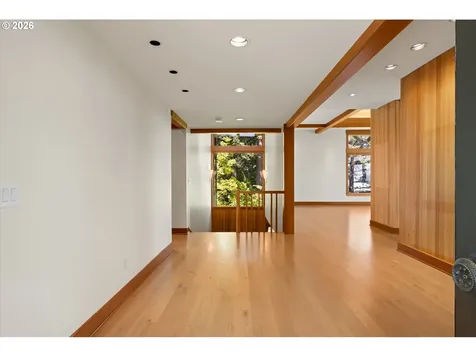 1117 SW Mitchell Lane Portland OR 97239