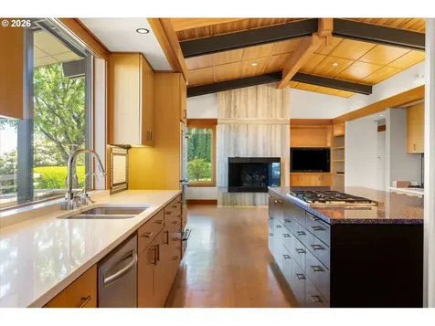 1117 SW Mitchell Lane Portland OR 97239
