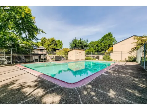 1432 Fetters Loop Eugene OR 97402