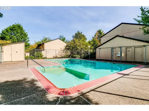 1432 Fetters Loop Eugene OR 97402