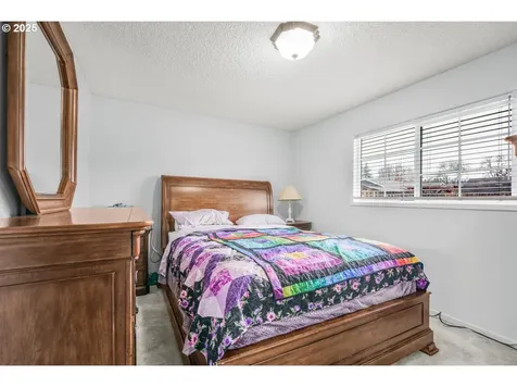 3715 E Madrona Drive Newberg OR 97132