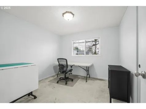 3715 E Madrona Drive Newberg OR 97132