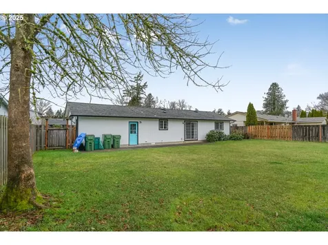 3715 E Madrona Drive Newberg OR 97132