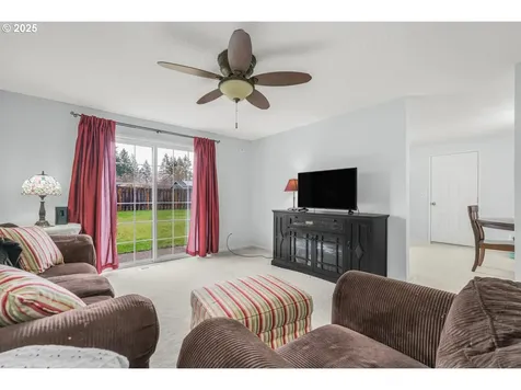 3715 E Madrona Drive Newberg OR 97132
