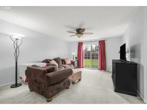 3715 E Madrona Drive Newberg OR 97132