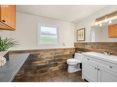 8461 Cason Lane Gladstone OR 97027