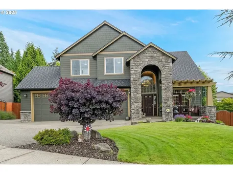 1401 Ranier Loop NW Salem OR 97304