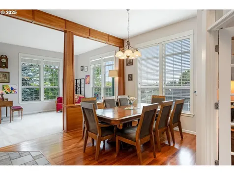 1401 Ranier Loop NW Salem OR 97304