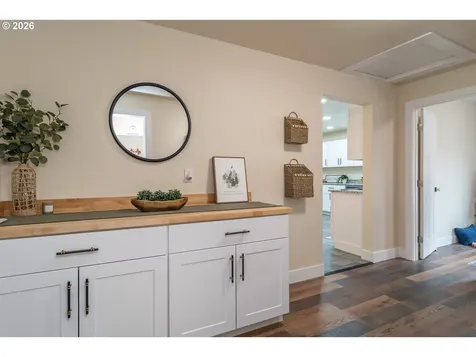 765 W Rainbow Street Roseburg OR 97471
