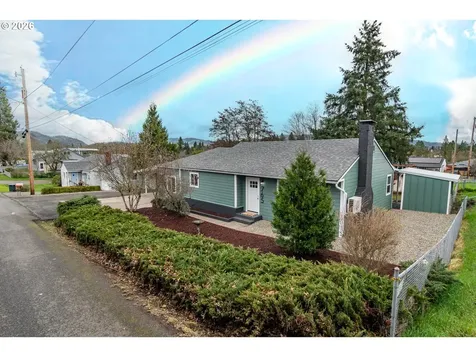 765 W Rainbow Street Roseburg OR 97471