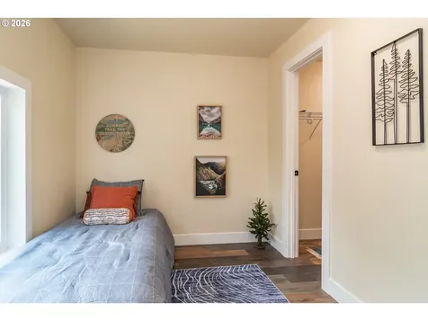 765 W Rainbow Street Roseburg OR 97471