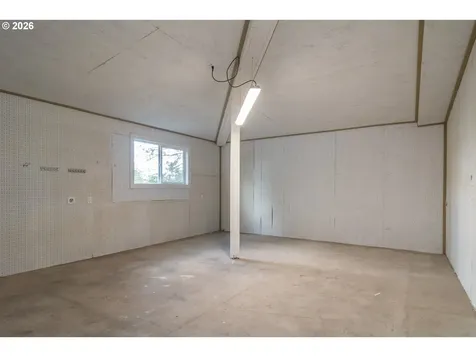 765 W Rainbow Street Roseburg OR 97471