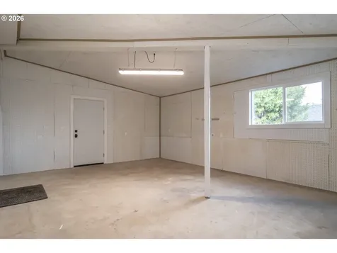 765 W Rainbow Street Roseburg OR 97471