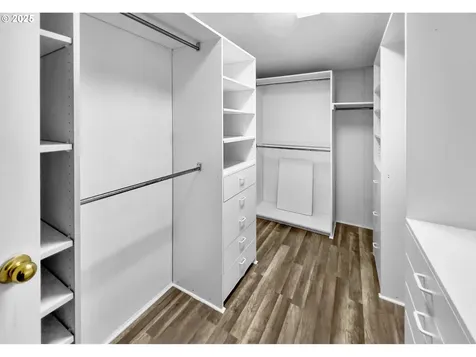 100 Seagrove Loop Lincoln City OR 97367