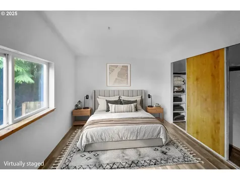100 Seagrove Loop Lincoln City OR 97367