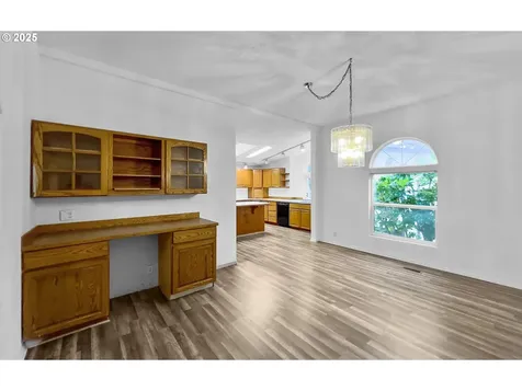 100 Seagrove Loop Lincoln City OR 97367