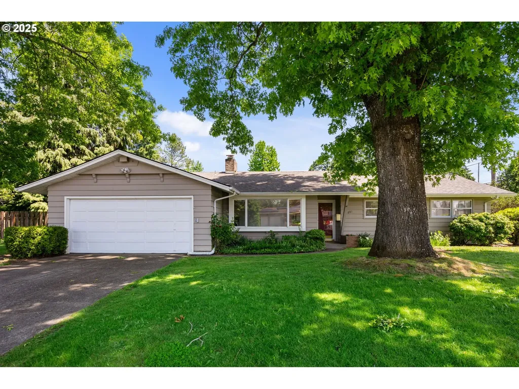 881 Linn Avenue Oregon City OR 97045