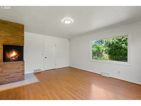 881 Linn Avenue Oregon City OR 97045