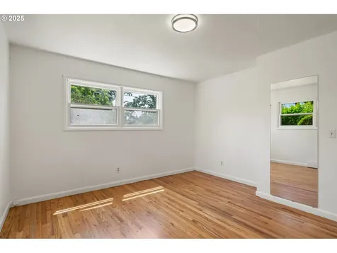 881 Linn Avenue Oregon City OR 97045