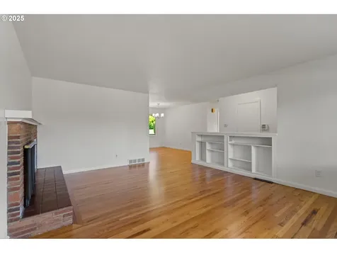 881 Linn Avenue Oregon City OR 97045