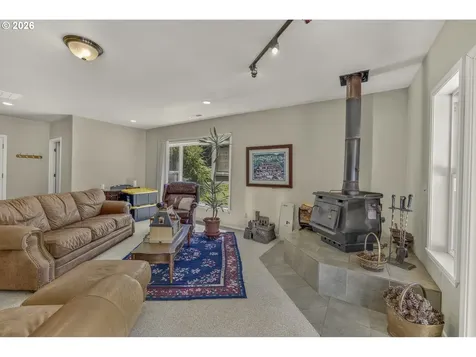 11445 E Mapleton Road Mapleton OR 97453