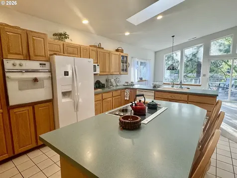 11445 E Mapleton Road Mapleton OR 97453