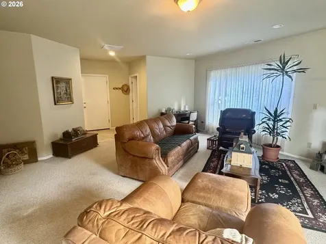 11445 E Mapleton Road Mapleton OR 97453