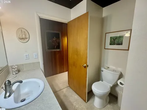 11445 E Mapleton Road Mapleton OR 97453