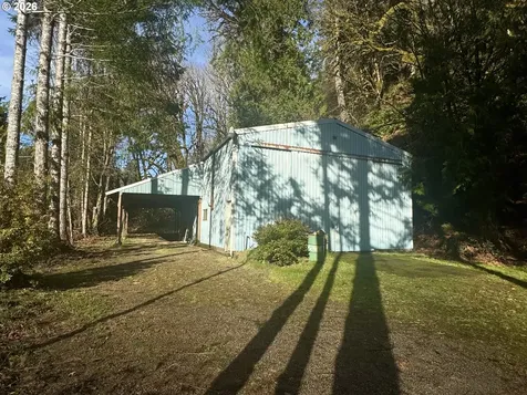 11445 E Mapleton Road Mapleton OR 97453