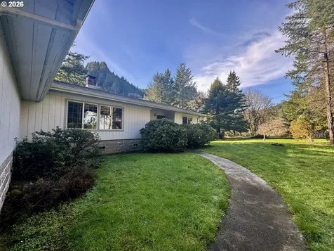 11445 E Mapleton Road Mapleton OR 97453