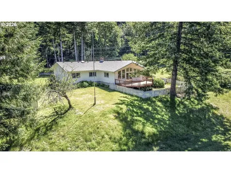 11445 E Mapleton Road Mapleton OR 97453