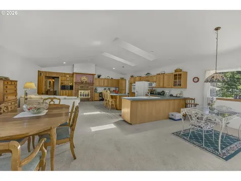 11445 E Mapleton Road Mapleton OR 97453
