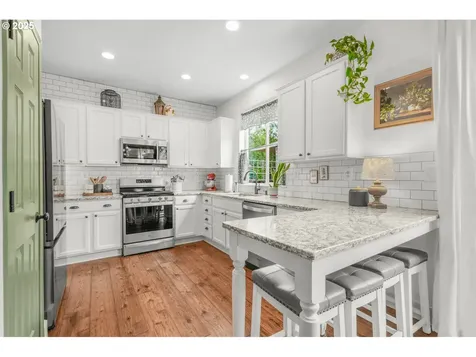 966 NW Brookhill Street Hillsboro OR 97124