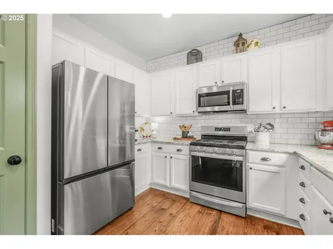 966 NW Brookhill Street Hillsboro OR 97124