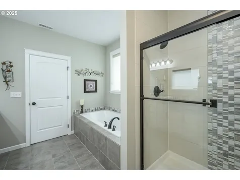 2265 NW Victoria Drive Mcminnville OR 97128