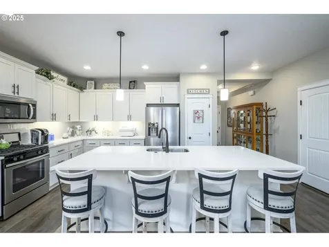 2265 NW Victoria Drive Mcminnville OR 97128