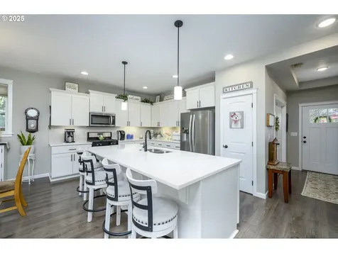 2265 NW Victoria Drive Mcminnville OR 97128