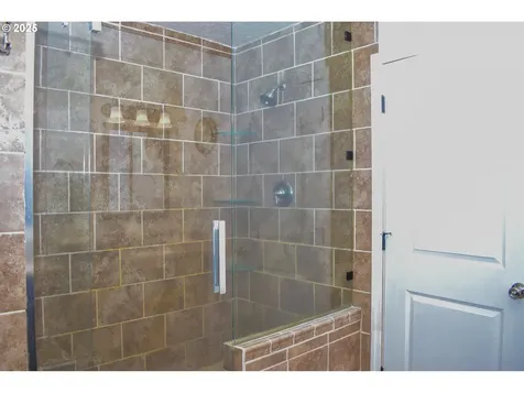 1529 Grand Avenue Medford OR 97504