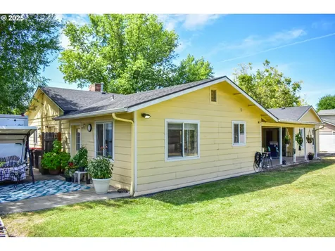 1529 Grand Avenue Medford OR 97504