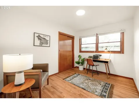 7825 SE Sherman Street Portland OR 97215