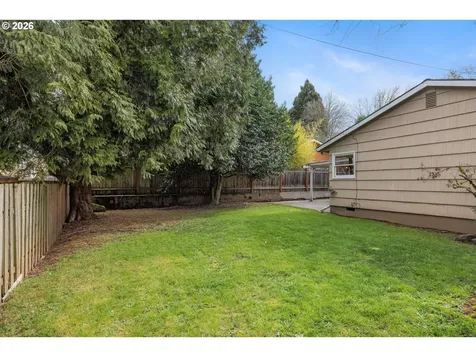 7825 SE Sherman Street Portland OR 97215